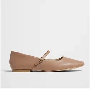 Chic Tan Women's Flats